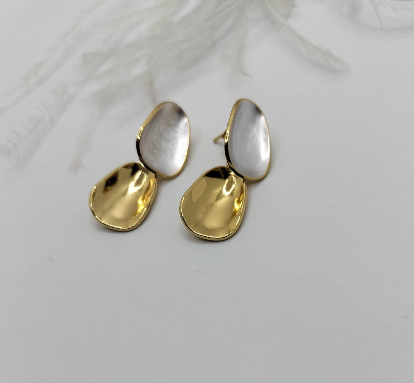Aretes Lustral