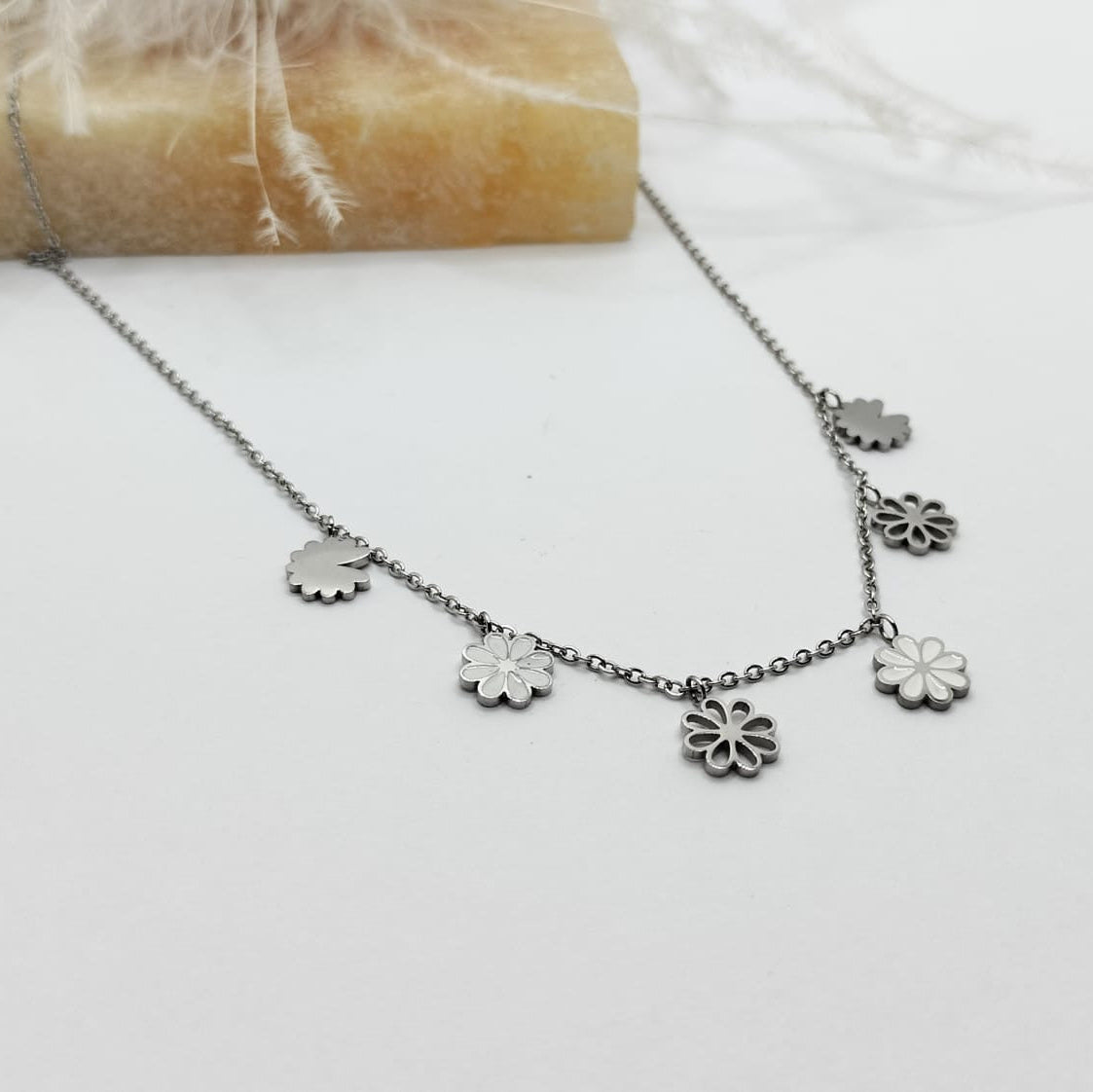 Collar Bianca