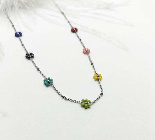 Collar Roses