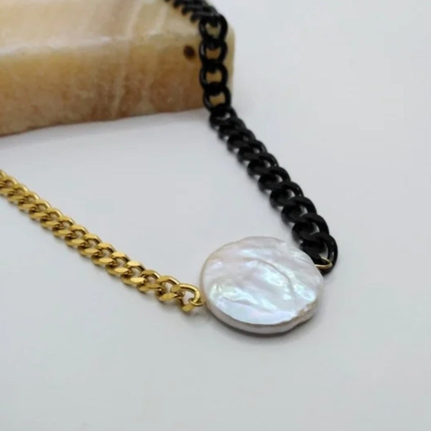 Collar Essence